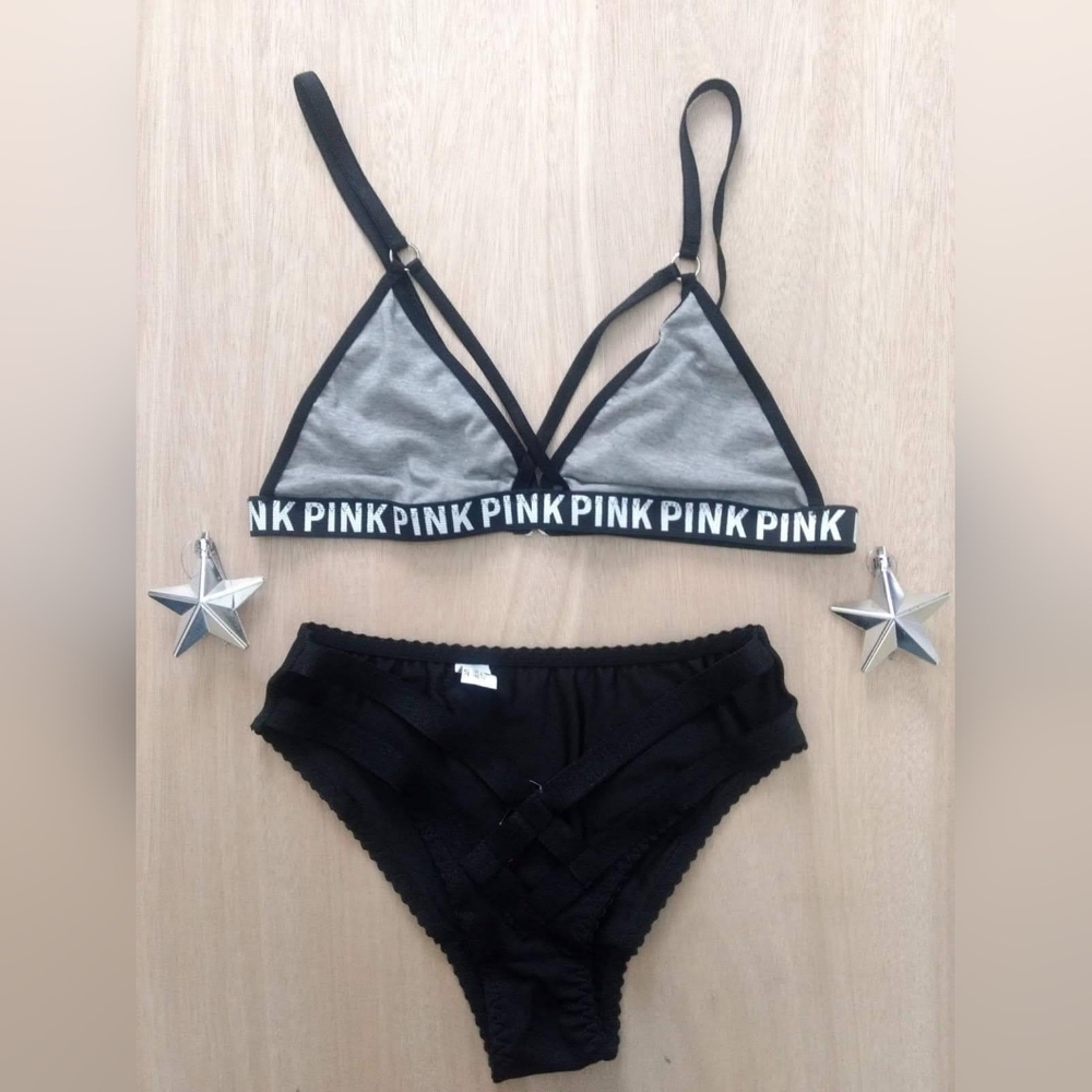 Lingerie bralette and thong set